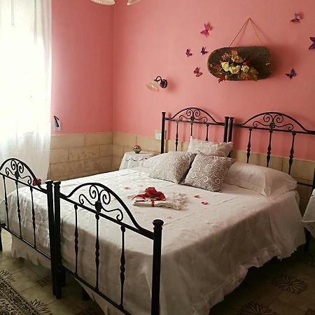 Arnesano La Casina Di Vanni - Casa Vacanza Nel Cuore Del Salento מראה חיצוני תמונה