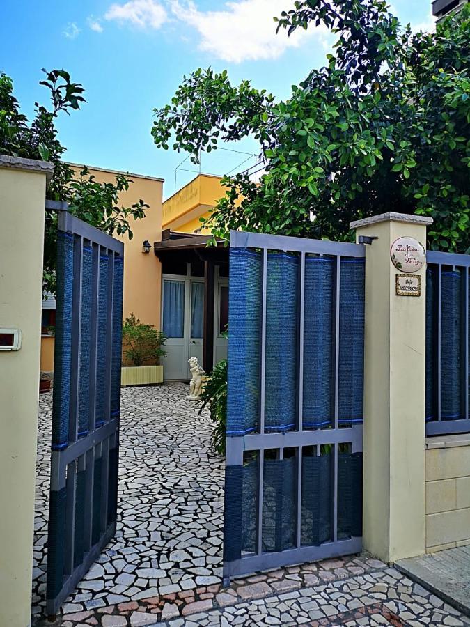 Arnesano La Casina Di Vanni - Casa Vacanza Nel Cuore Del Salento מראה חיצוני תמונה